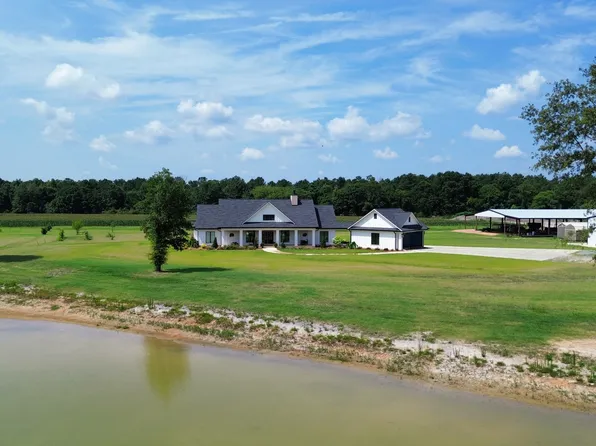 1665 Walke Dairy Rd, Dublin, GA 31021