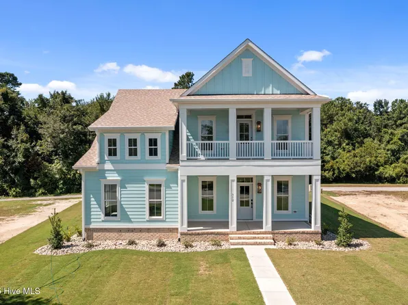 312 Cannonsgate Drive, Newport, NC 28570