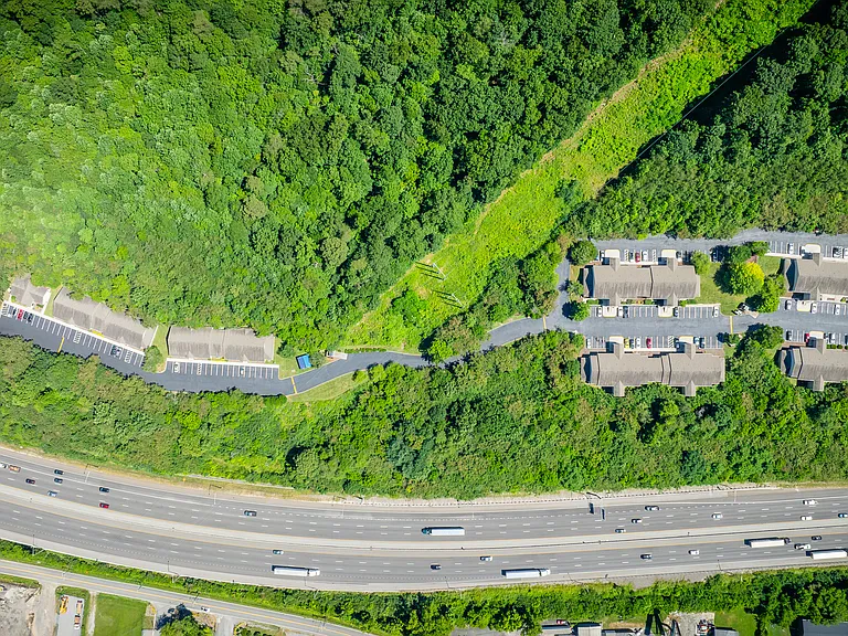 Hillside Place Apartments — Photo 9