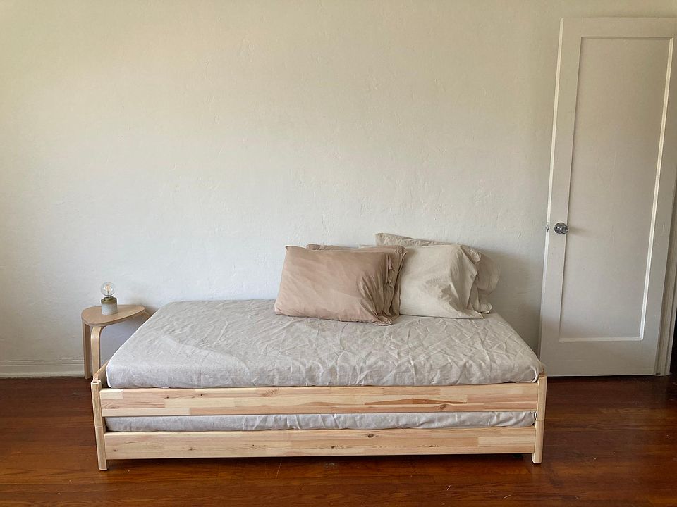 1st image of 1528 Meridian Ave APT 8