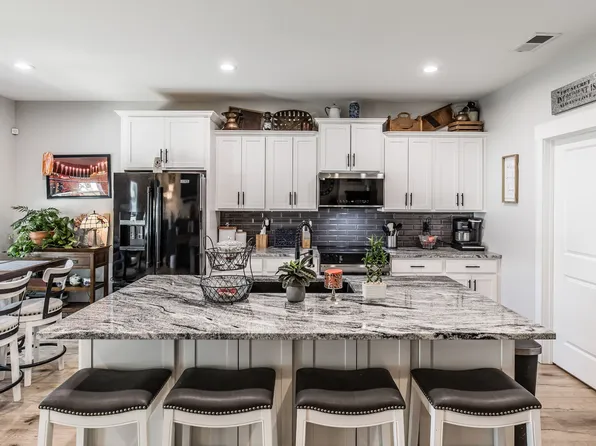 1885 Woodruff Ave, Greenbrier, TN 37073