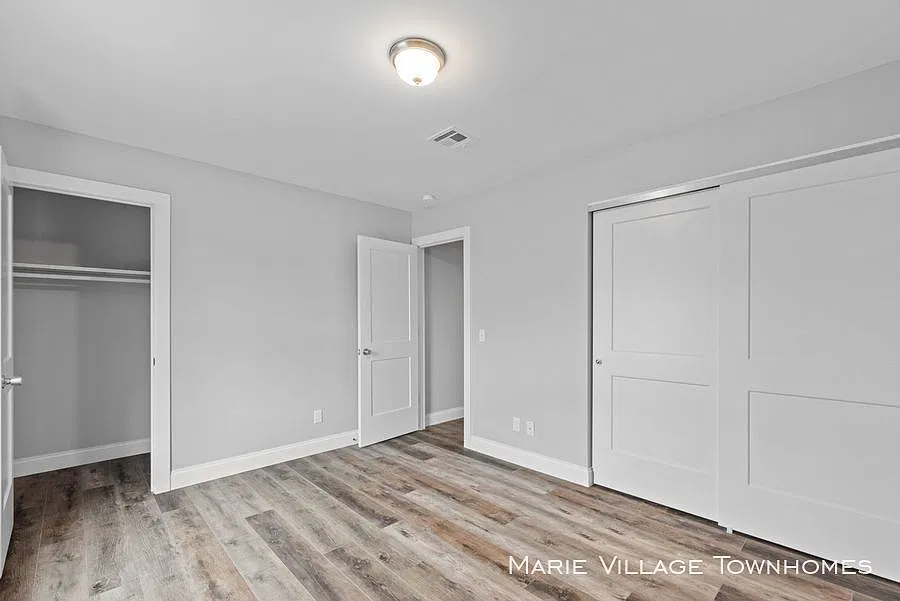 2211 Cordova Court - A — Photo 4