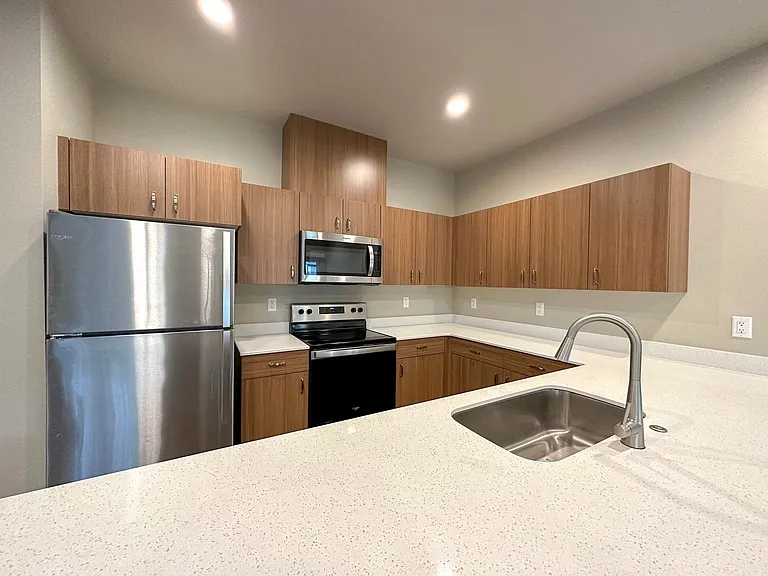 Autumn Woods Apartments — Photo 51