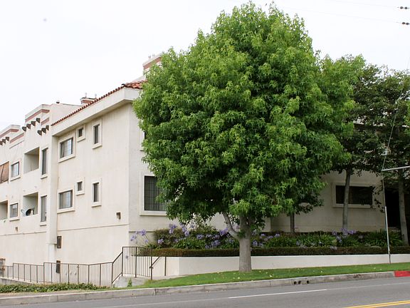3rd image of 5105 Inglewood Blvd APT 103