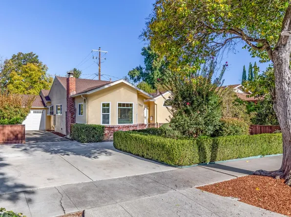 1119 Oregon Ave, Palo Alto, CA 94303