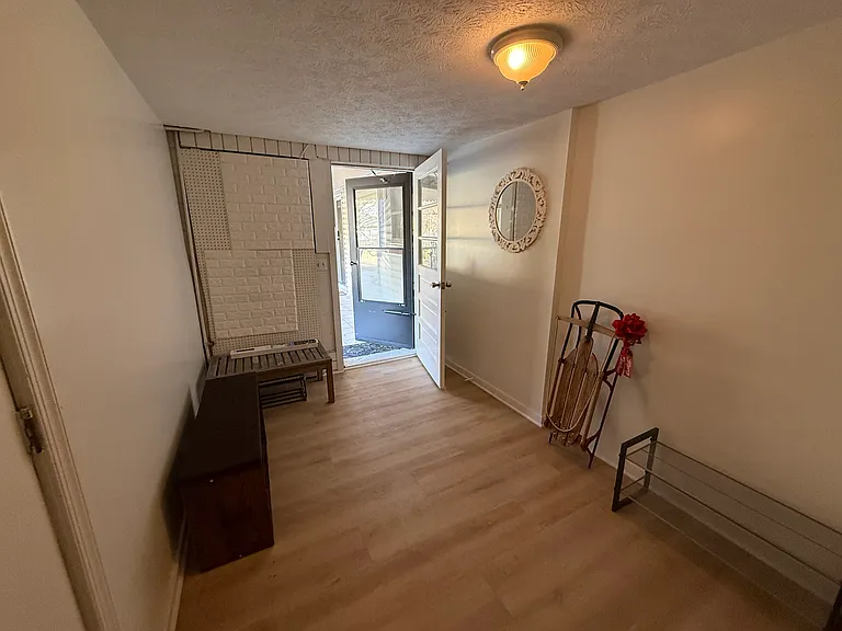 522 N Main St #C — Photo 7