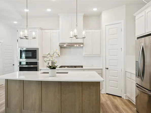 8841 Redding St, North Richland Hills, TX 76180