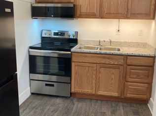 512 S Broadway Ave #B, Aurora, IL 60505