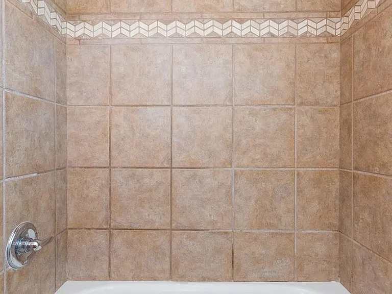 2375 Saturn Cir — Photo 19