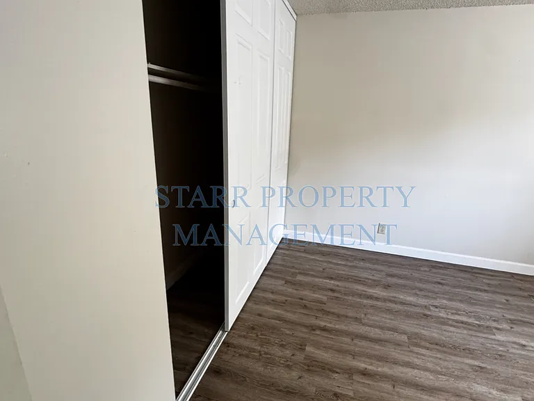 328 Northbank Ct #61 — Photo 10