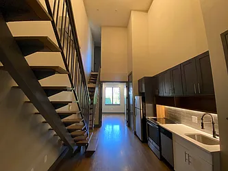 Rented by Rennit Inc.