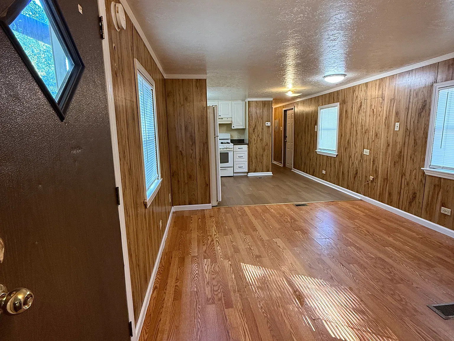 2 bed, $800 — Photo 3
