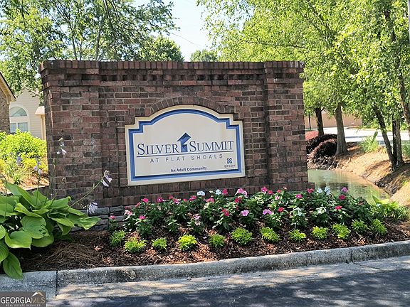 2nd image of 202 Silver Summit Dr SE