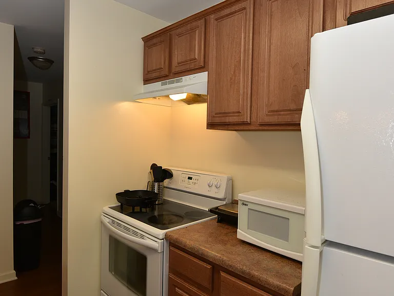 320 S Dunn — Photo 6