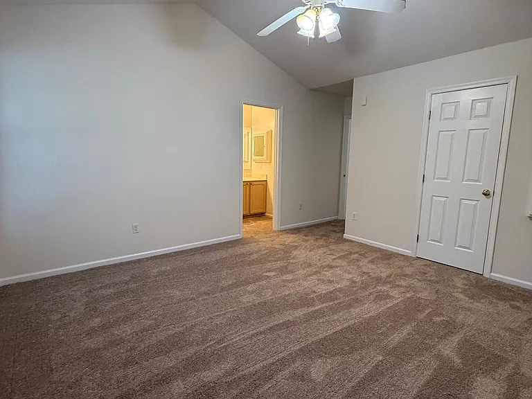 11707 Collinwood Ct — Photo 13