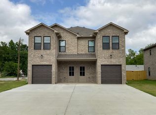 400 & 402 E Center St, Jacksonville, AR 72076
