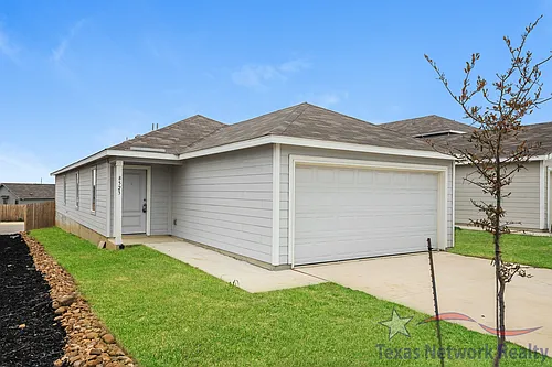 8523 Logan Sapphire Photo 1