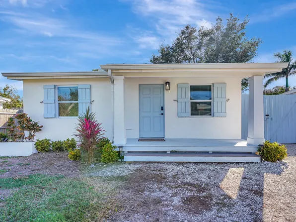 3100 Connecticut Ave #1, Naples, FL 34112