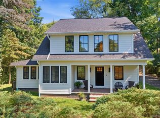 10 The Locusts, Roslyn Estates, NY 11576