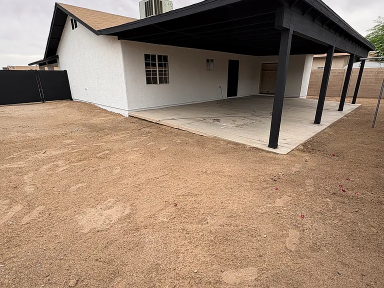 574 N Bernal Dr — Photo 4