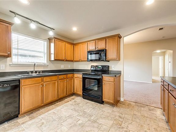 3rd image of 5229 Archer Dr