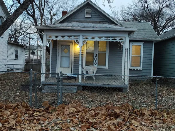 308 SE Hancock St, Topeka, KS 66607