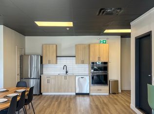 District, Calgary, AB T2P 2T4