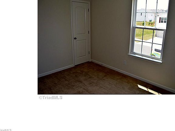 5th image of 1119 Langston Dr