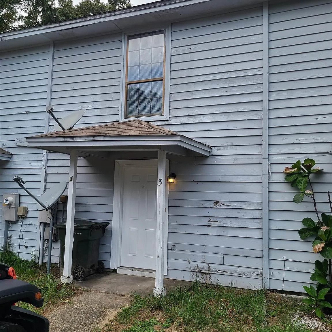 2 bed, 1.5 bath, 1056 sqft, $1,350 — Photo 1