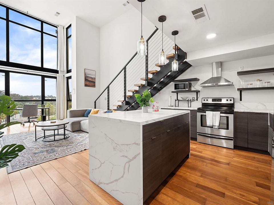 1st image of 889 Date St Unit 520