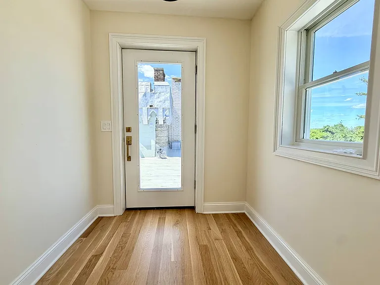 155 Beacon Hill Dr #10 — Photo 12