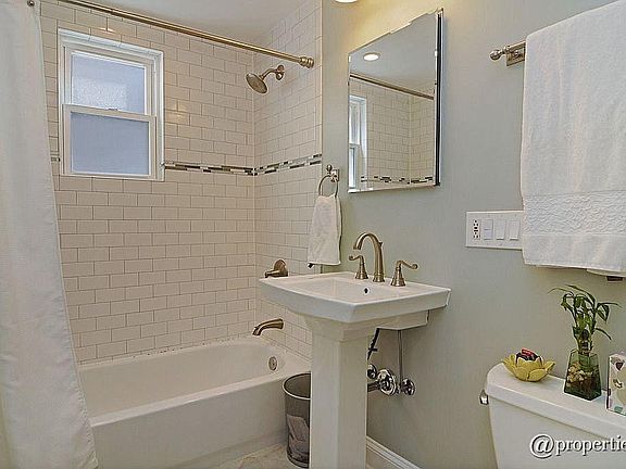 4th image of 5612 N Ashland Ave