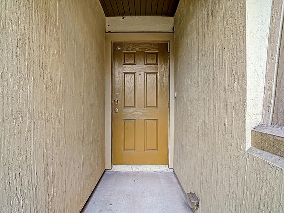 5th image of 7783 Playschool Ln