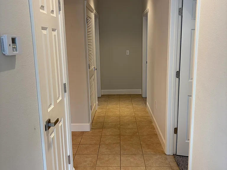 1364 Marjorie Ct — Photo 9
