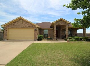 1641 Blue Jay Dr, Cleburne, TX 76033