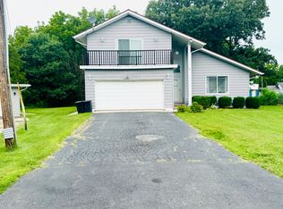 10 Lincoln Rd, Ottawa, IL 61350