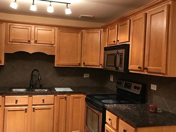 5th image of 8509 W 101st Ter #8-306