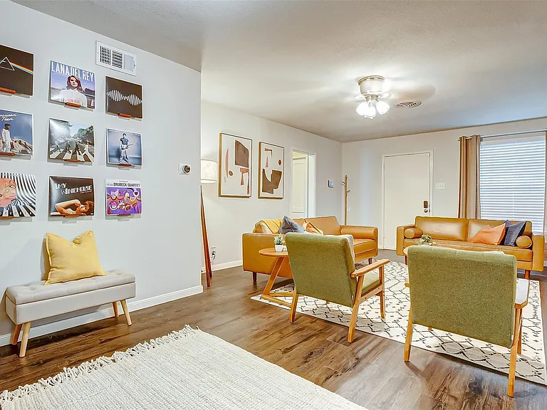4440 Castor St — Photo 21