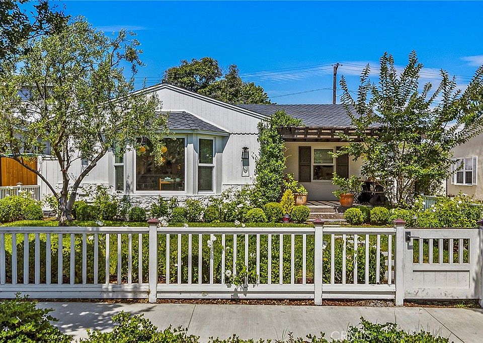 320 Broadway Costa Mesa CA 92627 Zillow