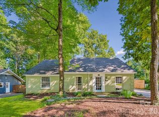 1005 Pinafore Dr, Charlotte, NC 28212