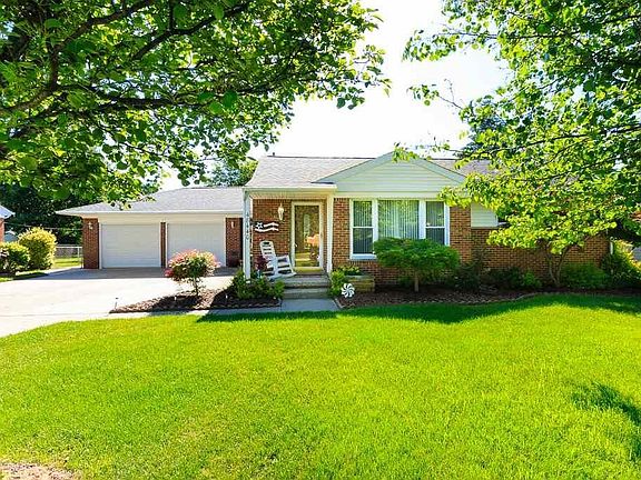 2nd image of 48440 Bluebird Dr