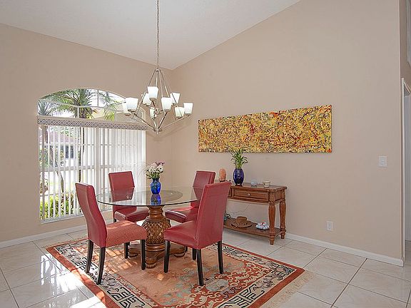 5th image of 2881 SW West Louise Cir