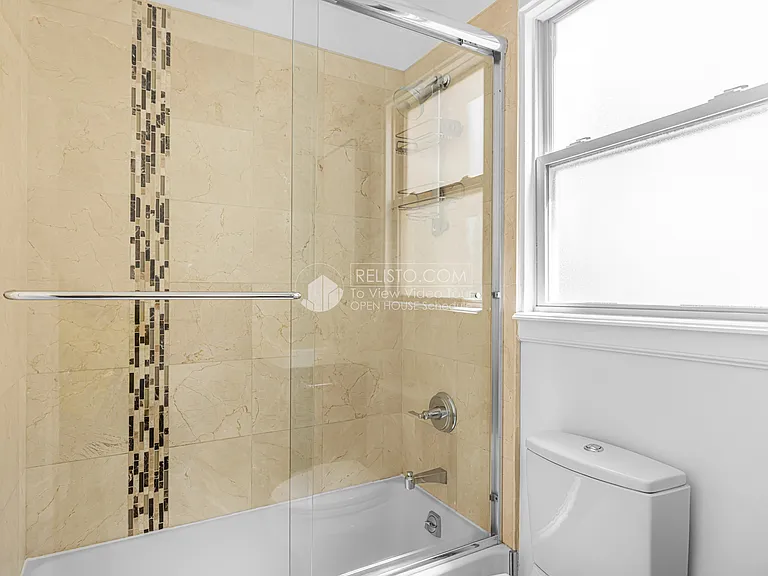 2360 Union St #4 — Photo 12