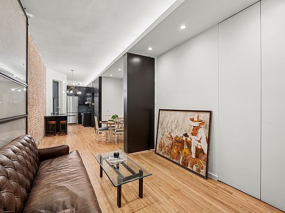 4th image of 529 E 88th St APT 1D