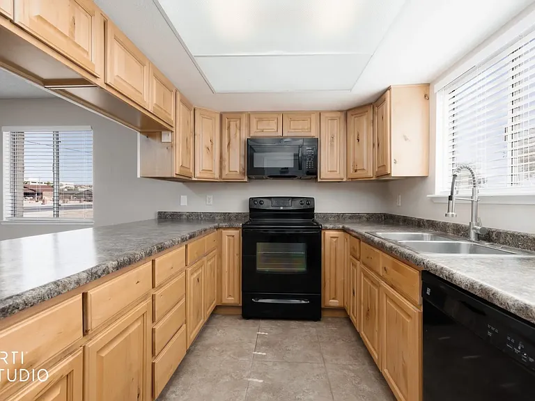 230 Riverside Rd #230 RIVERSIDE ROAD - — Photo 6