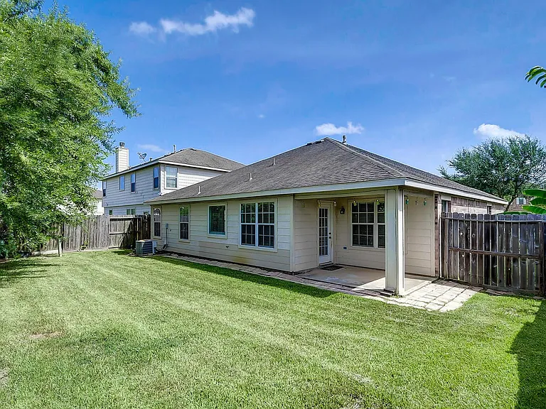 5506 Gable Meadows Dr — Photo 24