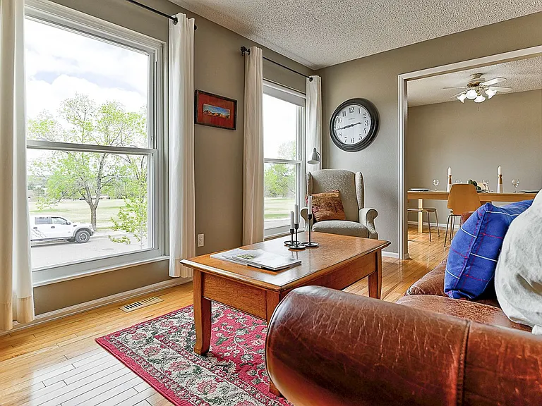 5150 Saddle Dr — Photo 5