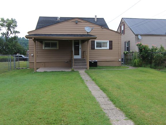 5th image of 2812 S 10th St