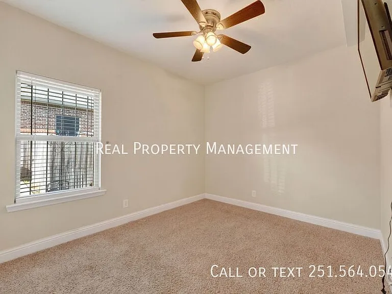 152 Heritage Cir — Photo 34