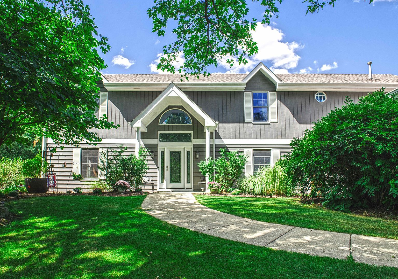 165 Hawthorne Way, Trout Valley, IL 60013 Zillow